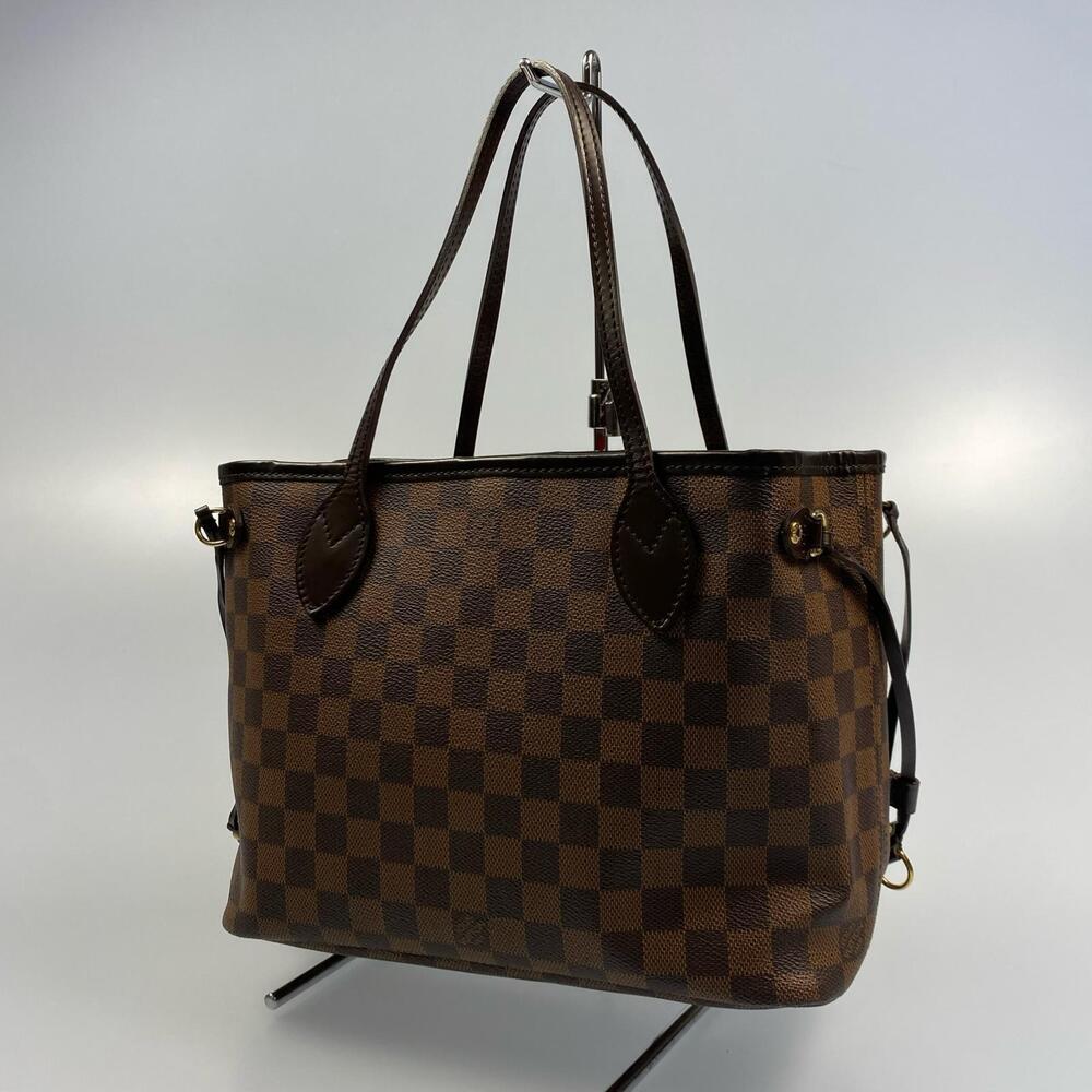 LOUIS VUITTON Neverfull Tote Bag
